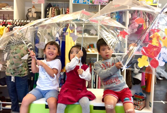 オリジナルの傘を制作☆モネットスクール (大阪のこどもお絵描き・WEB&デザイン教室 )