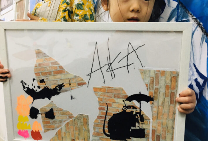子ども達が描く「バンクシー」のグラフィティーアート！ステンシル