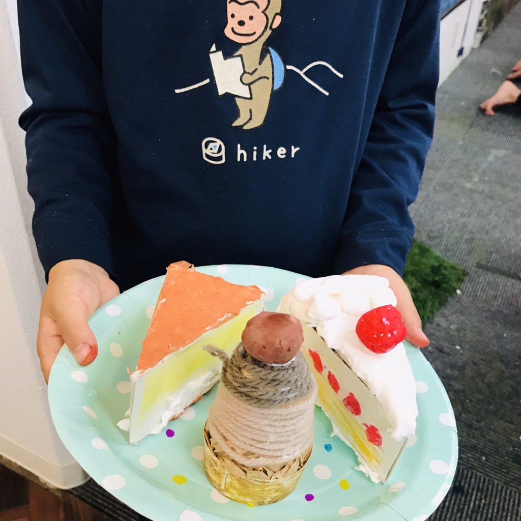 子供の簡単ケーキ工作 画用紙や紙粘土 毛糸などいろんな材料で 大阪のアートスクールモネスク