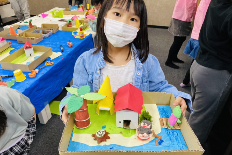 あつまれどうぶつの森の世界 を工作で 子供でも簡単なジオラマ工作 大阪の子供向け絵画教室 モネスク