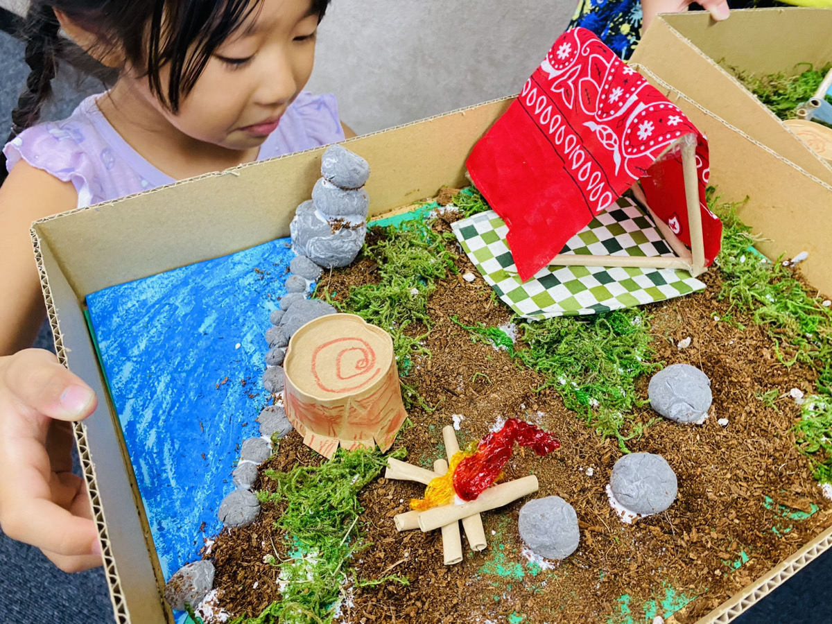 キャンプ場のジオラマ工作を子供でも簡単な作り方で体験いただきました