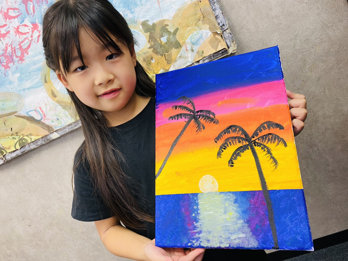 親子で体験！ハワイの風景を油絵風に「キャンバスとアクリル絵の具」 | 大阪の子供向け絵画教室「モネスク」