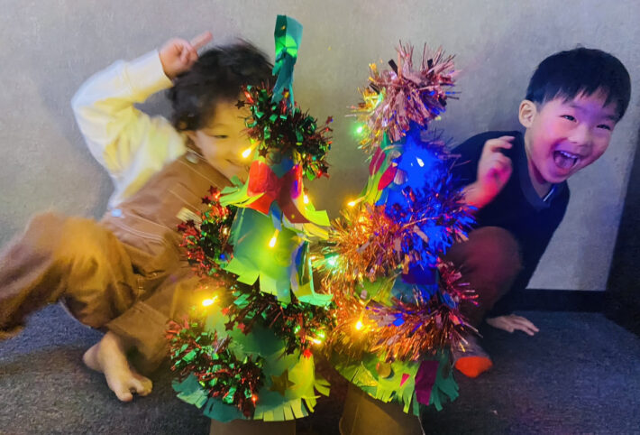 親子で手作りクリスマスツリーの体験をいただきました！