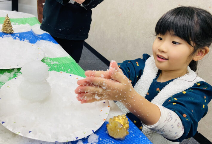 とけない雪/人工雪をつくって「雪だるま」や「かき氷」をつくり雪遊びを楽しみました！